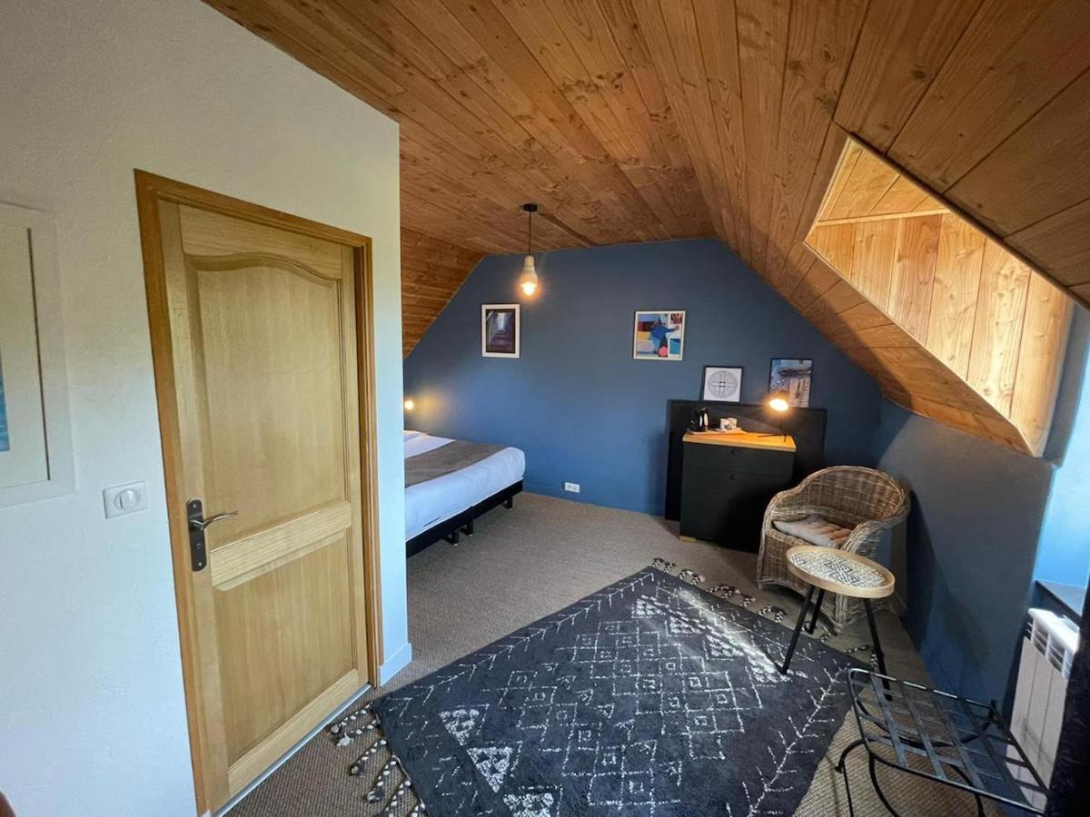 Le Clos De La Lande Vallee Guest house *