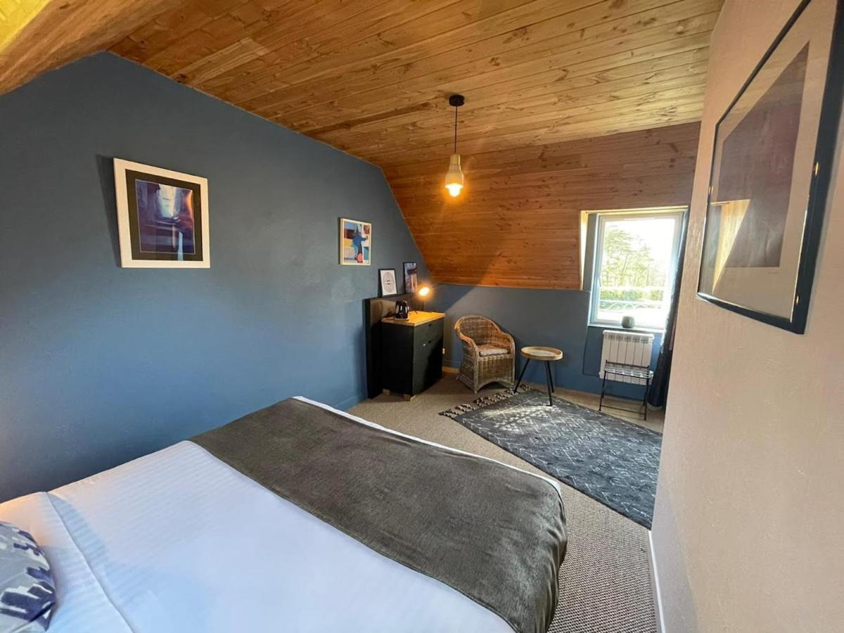 Le Clos De La Lande Vallee Guest house *