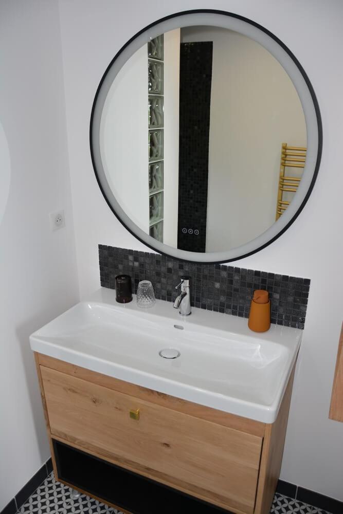 Le Clos De La Lande Vallee Guest house
